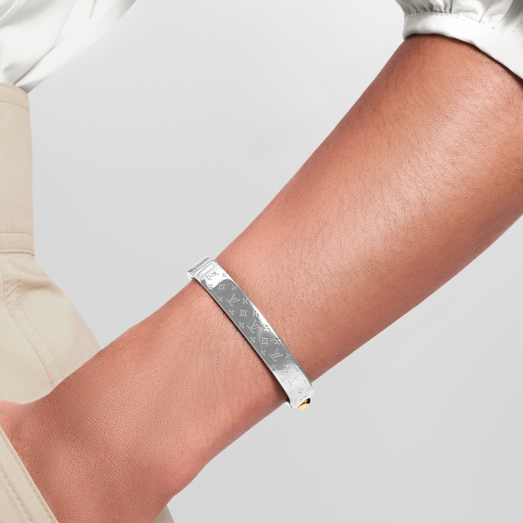 Nanogram Cuff S00 - Fashion Jewelry | LOUIS VUITTON